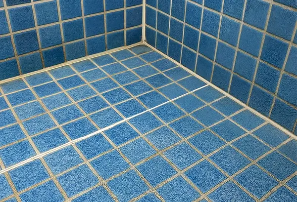 DichtFix – Schwimmbad Silikonfugen Sanierung